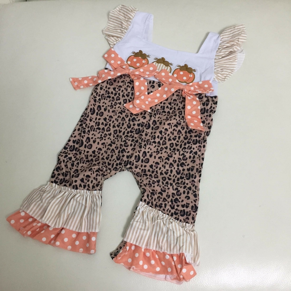 Thanksgiving cute pumpkin 🎃 embroidery romper - Picture 6 of 8